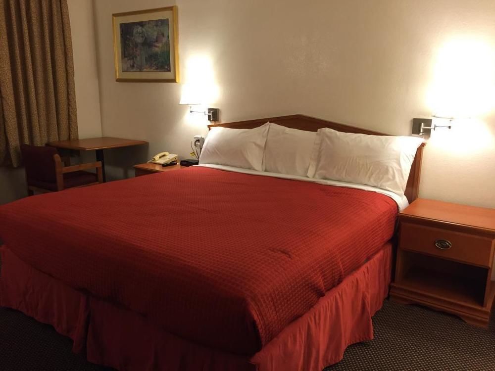 Econo Lodge Мозес-Лейк Екстер'єр фото